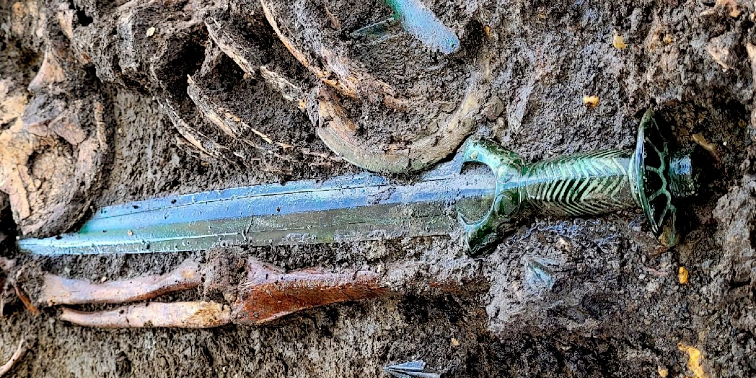 Nördlingen bronze sword