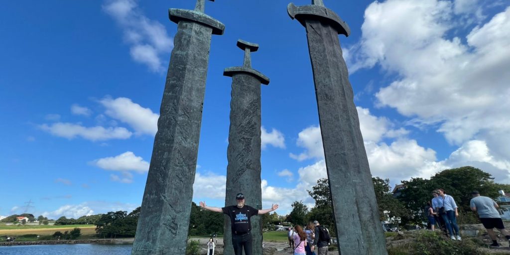 Sverd i fjell